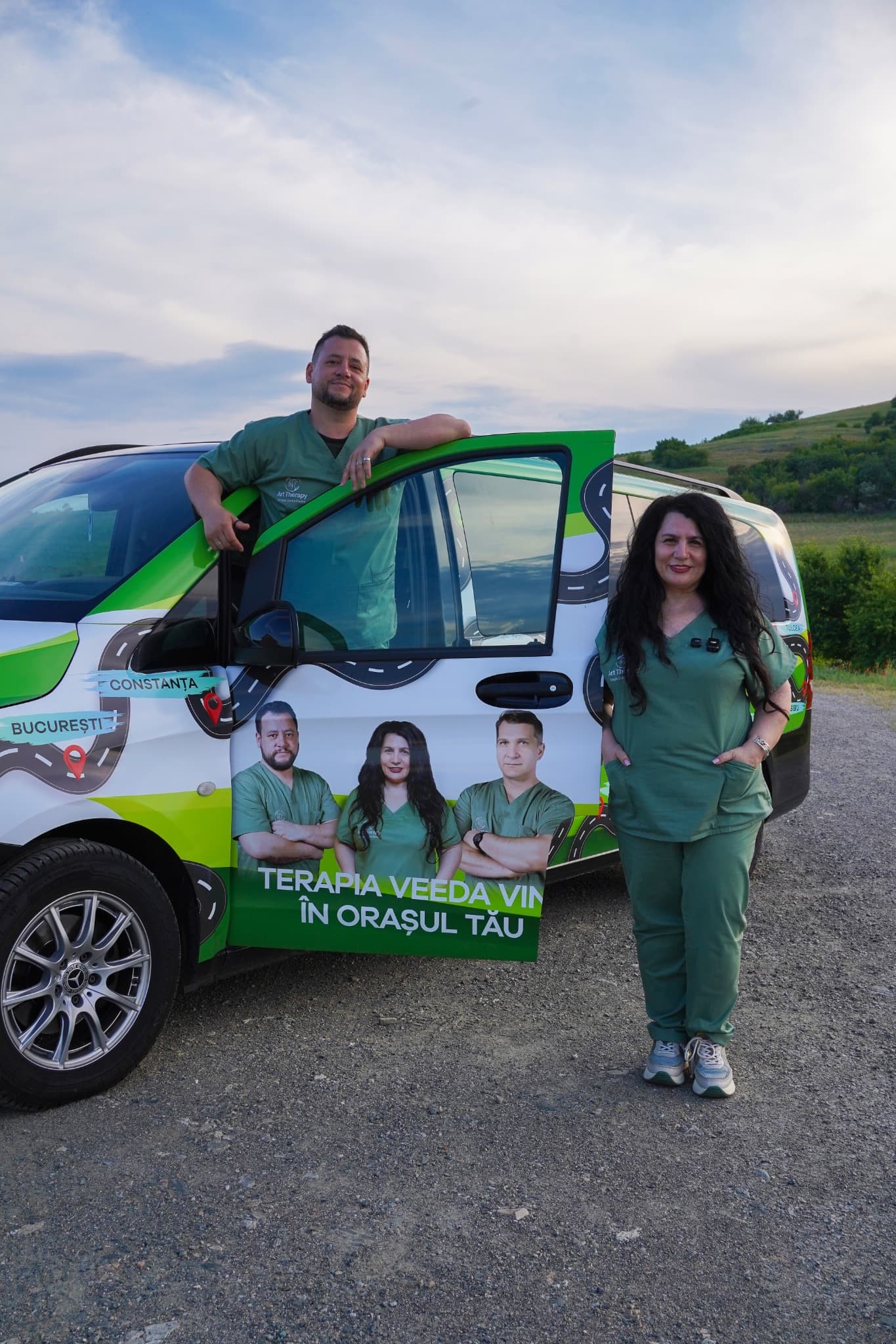 Caravana Art Therapy: Terapia VEEDA ajunge mai aproape de tine